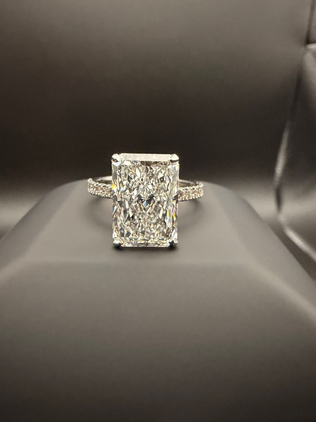 5.6 ct Rectangle Brilliant Lab-Grown Diamond