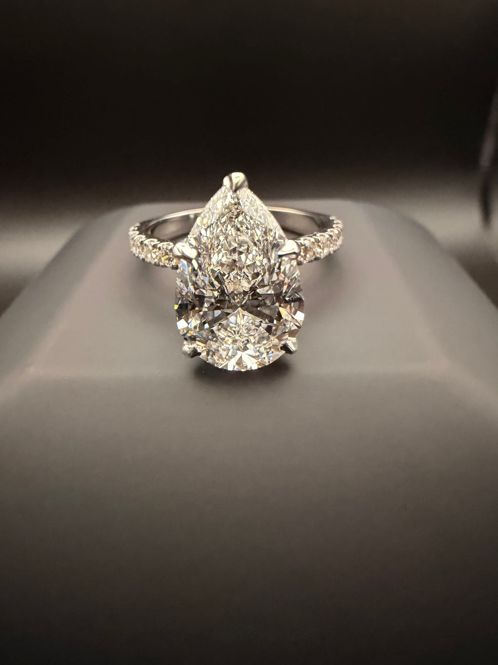 3.59 ct Pear Lab-Grown Diamond