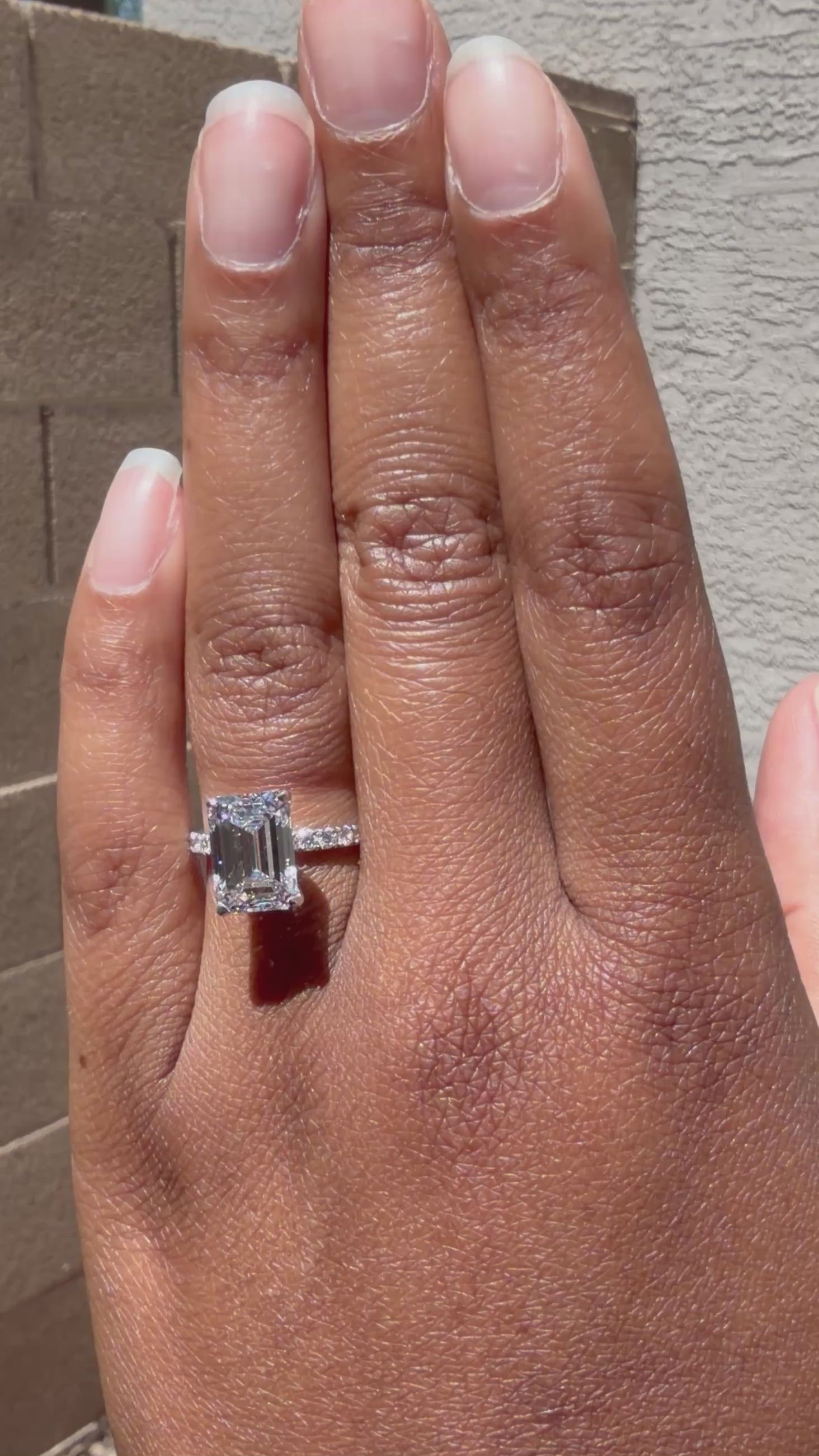 4.6 ct Emerald Lab-Grown Diamond